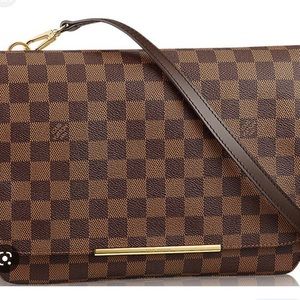 Louis Vuitton Hoxton Handbag
Damier GM